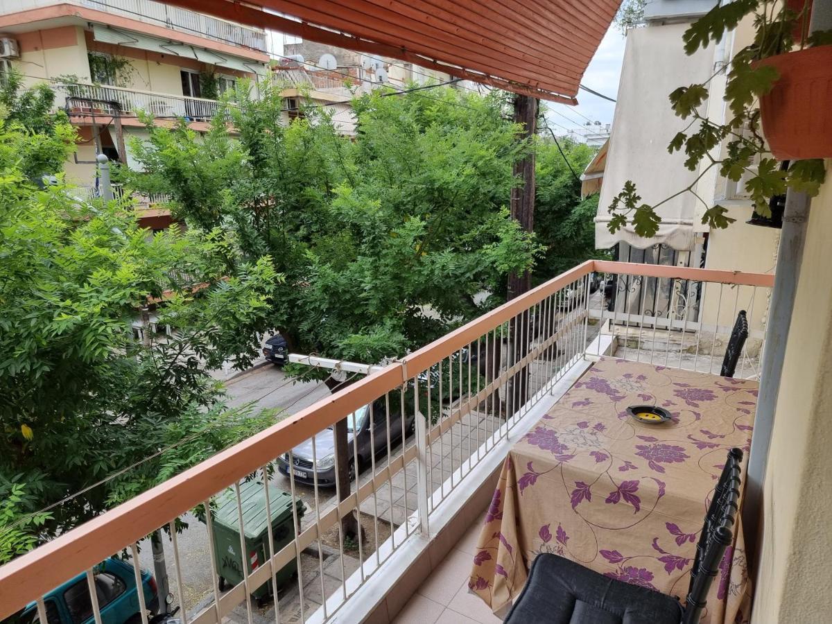 Ele - Charmy And Comfy Apartment Tesalonika Bagian luar foto